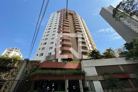 Apartamento à venda com 110m², 2 quartos e 2 vagas Apartamento à venda com 110m², 2 quartos e 2 vagasFachada