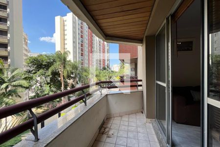 Apartamento à venda com 110m², 2 quartos e 2 vagas Apartamento à venda com 110m², 2 quartos e 2 vagasSacada