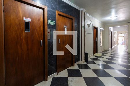 Apartamento à venda com 60m², 2 quartos e sem vagaÁrea comum