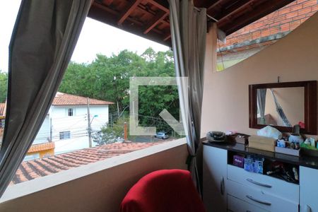 Casa à venda com 152m², 3 quartos e 3 vagas