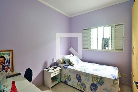 Casa à venda com 170m², 2 quartos e 2 vagasQuarto 