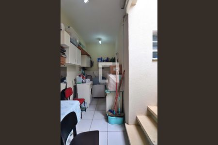 Casa à venda com 170m², 2 quartos e 2 vagasÁrea de Serviço