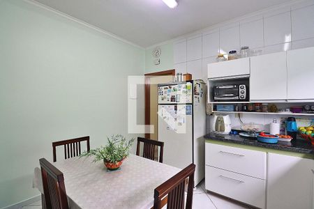 Casa à venda com 170m², 2 quartos e 2 vagasCozinha