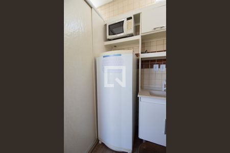 Kitnet de kitnet/studio para alugar com 1 quarto, 27m² em Cangaiba, São Paulo