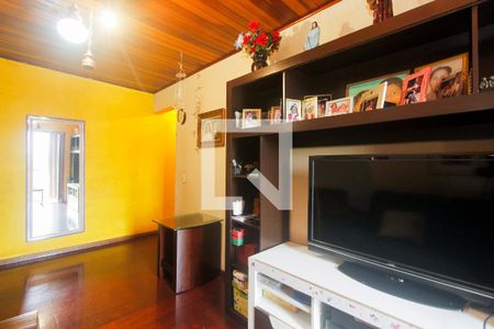 Sala de casa à venda com 4 quartos, 300m² em Rubem Berta, Porto Alegre