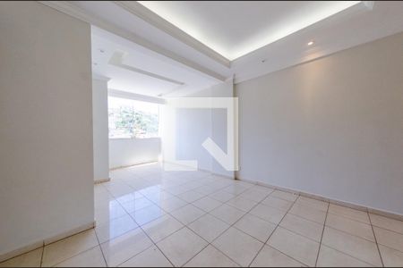 Sala de apartamento para alugar com 3 quartos, 80m² em Estoril, Belo Horizonte