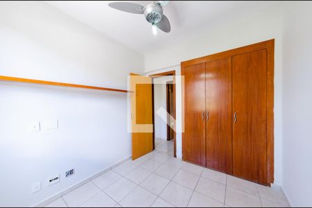 Quarto 2 de apartamento para alugar com 3 quartos, 80m² em Estoril, Belo Horizonte