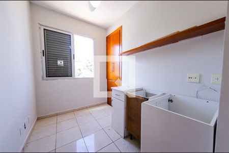 Quarto 1 de apartamento para alugar com 3 quartos, 80m² em Estoril, Belo Horizonte