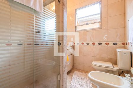 Casa de condomínio à venda com 330m², 4 quartos e 4 vagasBanheiro da Suíte 1