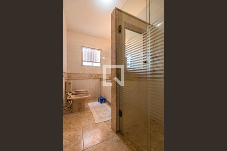 Casa de condomínio à venda com 330m², 4 quartos e 4 vagasBanheiro Social