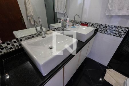Apartamento à venda com 70m², 2 quartos e 1 vagaBanheiro