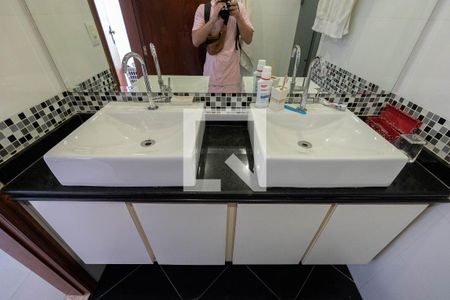 Apartamento à venda com 70m², 2 quartos e 1 vagaBanheiro