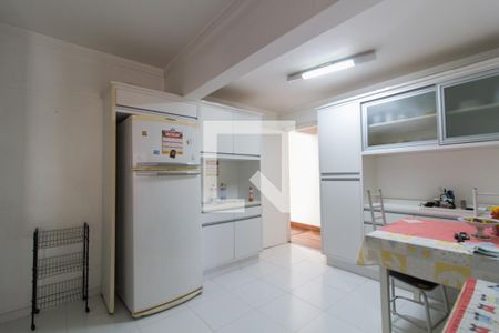 Apartamento para alugar com 172m², 3 quartos e 2 vagasCozinha