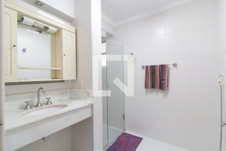 Apartamento para alugar com 172m², 3 quartos e 2 vagasBanheiro