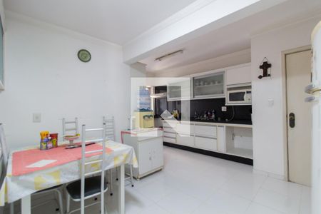 Apartamento para alugar com 172m², 3 quartos e 2 vagasCozinha