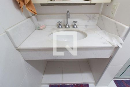 Apartamento para alugar com 172m², 3 quartos e 2 vagasBanheiro