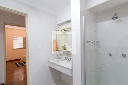 Apartamento para alugar com 172m², 3 quartos e 2 vagasBanheiro