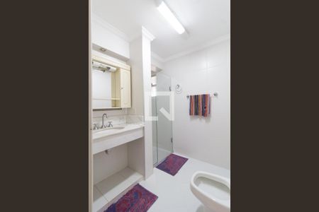 Apartamento para alugar com 172m², 3 quartos e 2 vagasBanheiro