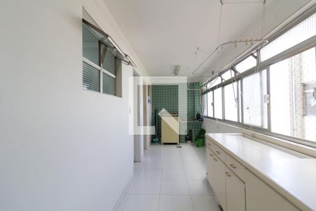 Apartamento para alugar com 172m², 3 quartos e 2 vagasÁrea de serviço