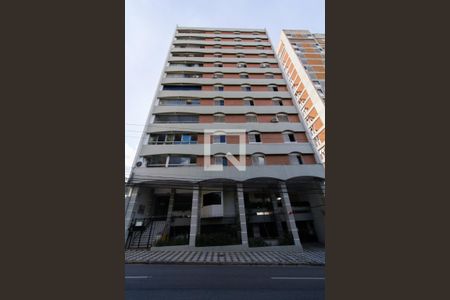 Apartamento para alugar com 172m², 3 quartos e 2 vagasFachada