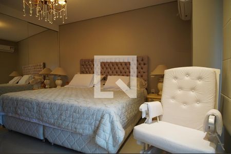 Casa à venda com 521m², 8 quartos e 8 vagasQuarto 2 - Suíte