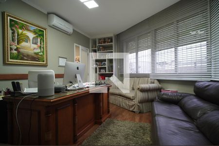 Casa à venda com 521m², 8 quartos e 8 vagasEscritório