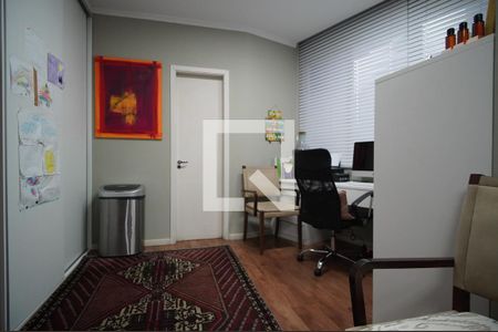 Casa à venda com 521m², 8 quartos e 8 vagasEscritório