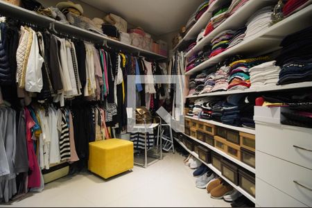 Casa à venda com 521m², 8 quartos e 8 vagasQuarto Suíte -Master -Closet 1