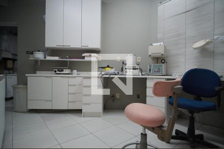 Casa à venda com 521m², 8 quartos e 8 vagaslaboratorio 2