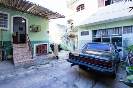 Casa à venda com 285m², 3 quartos e 7 vagasQuintal