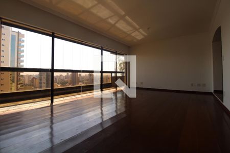 Sala de apartamento para alugar com 4 quartos, 273m² em Cambuí, Campinas