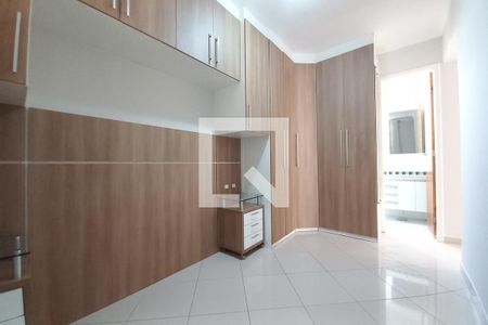 Apartamento à venda com 74m², 3 quartos e 2 vagasQuarto 3 - Suíte