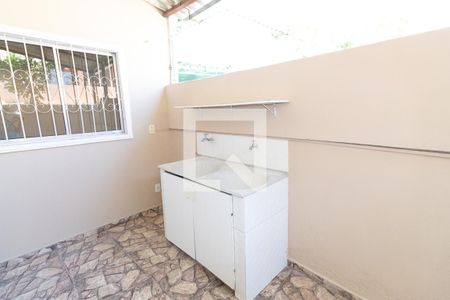 Casa para alugar com 49m², 2 quartos e sem vagaÁrea de Serviço