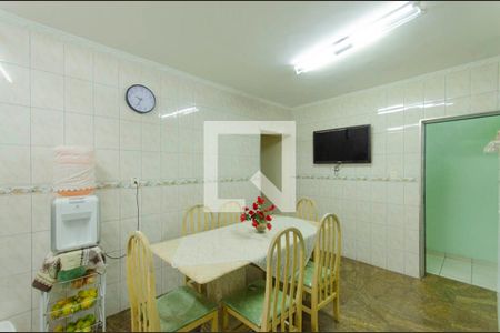 Casa para alugar com 560m², 3 quartos e 3 vagas Casa para alugar com 560m², 3 quartos e 3 vagasCozinha