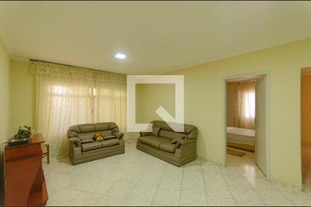 Casa para alugar com 560m², 3 quartos e 3 vagas Casa para alugar com 560m², 3 quartos e 3 vagasSala 2