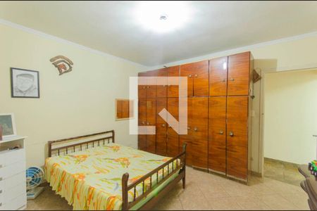 Casa para alugar com 560m², 3 quartos e 3 vagas Casa para alugar com 560m², 3 quartos e 3 vagasQuarto 2