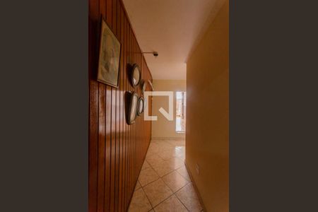 Casa para alugar com 560m², 3 quartos e 3 vagas Casa para alugar com 560m², 3 quartos e 3 vagasCorredor