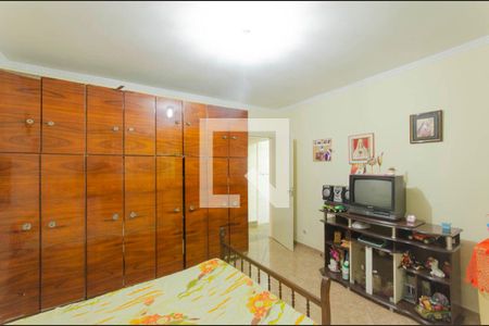 Casa para alugar com 560m², 3 quartos e 3 vagas Casa para alugar com 560m², 3 quartos e 3 vagasQuarto 2