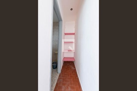 Casa à venda com 300m², 4 quartos e 2 vagasCorredor