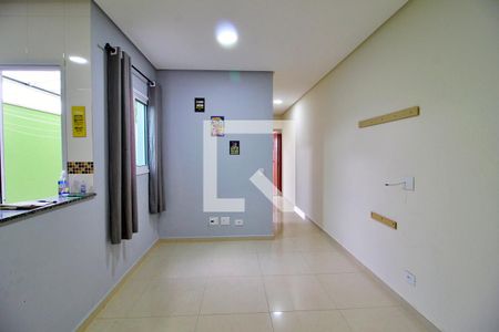 Sala de apartamento à venda com 2 quartos, 56m² em Parque Industriário, Santo André