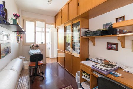 Apartamento à venda com 180m², 3 quartos e 2 vagasEscritório
