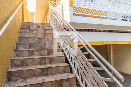 Apartamento para alugar com 35m², 1 quarto e 1 vaga Apartamento para alugar com 35m², 1 quarto e 1 vagaEscada