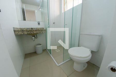 Banheiro de apartamento para alugar com 1 quarto, 50m² em Canasvieiras, Florianópolis