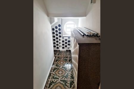 Casa à venda com 200m², 4 quartos e 3 vagasSala /Adega