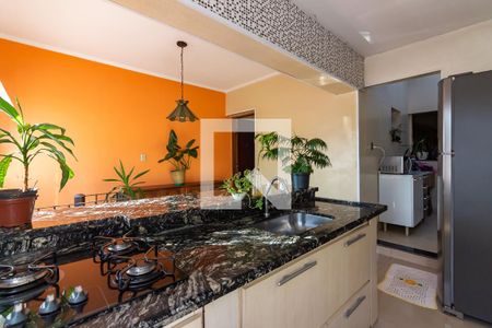 Casa à venda com 152m², 3 quartos e 1 vaga Casa à venda com 152m², 3 quartos e 1 vagaCozinha