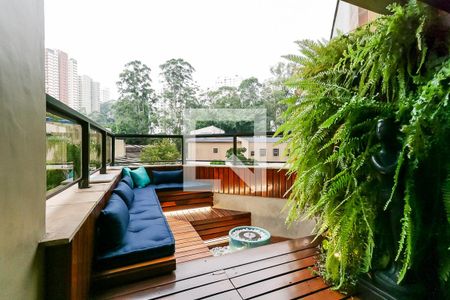 Varanda / Deck de apartamento à venda com 2 quartos, 213m² em Vila Andrade, São Paulo