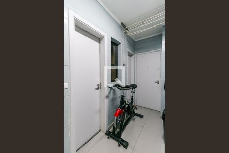 Apartamento à venda com 213m², 2 quartos e 4 vagasÁrea de Serviço - Quarto e Banheiro