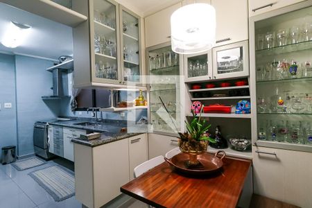 Apartamento à venda com 213m², 2 quartos e 4 vagasCozinha / Sala de Almoço