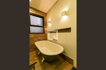 Apartamento à venda com 213m², 2 quartos e 4 vagasBanheiro 1 Suíte Master