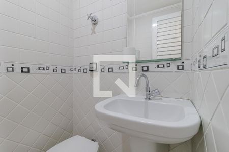 Apartamento para alugar com 72m², 2 quartos e 2 vagasBanheiro de Serviço